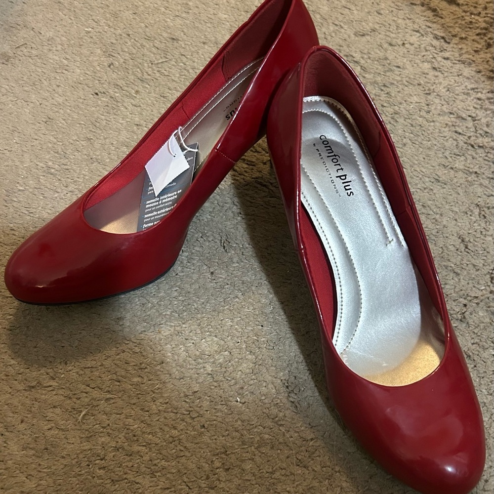 Comfort Plus by Predictions Women's Scarlet Heels